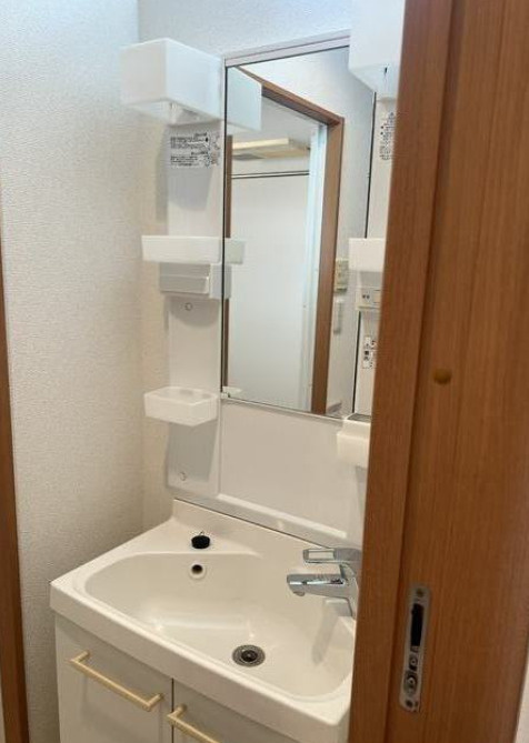 コーポランセ中野の独立洗面台