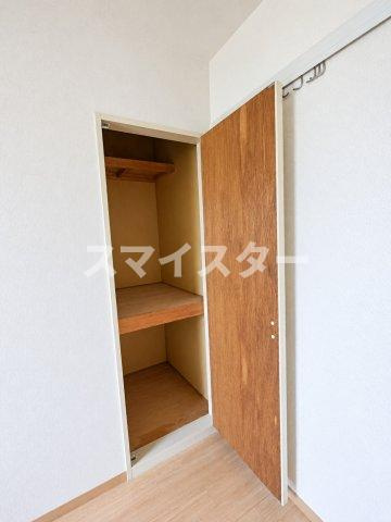 草加市旭町４丁目のアパートの収納|※別部屋参考写真