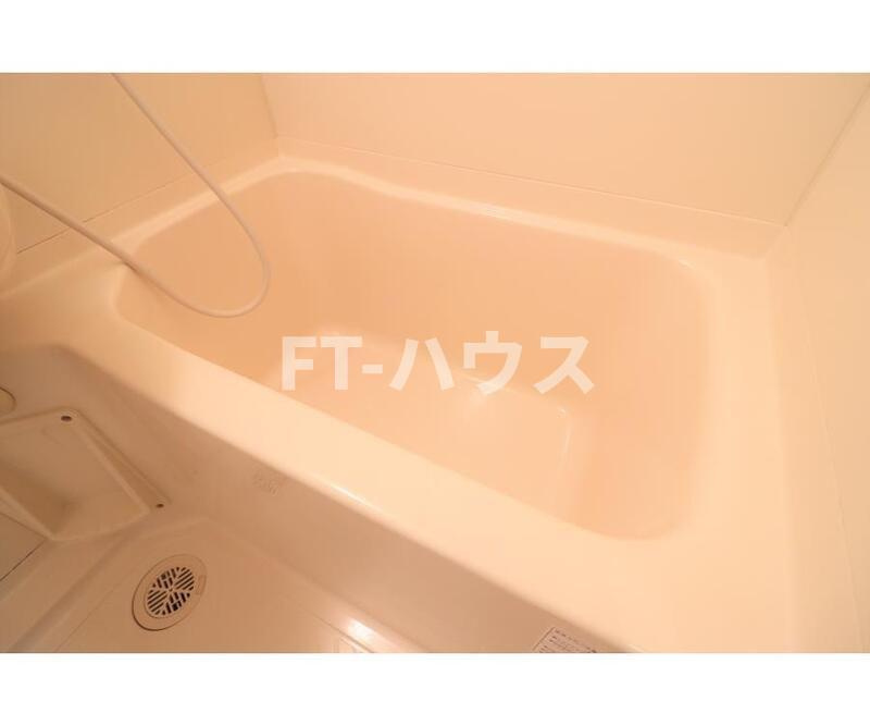ヴィラ・ロクローの浴室