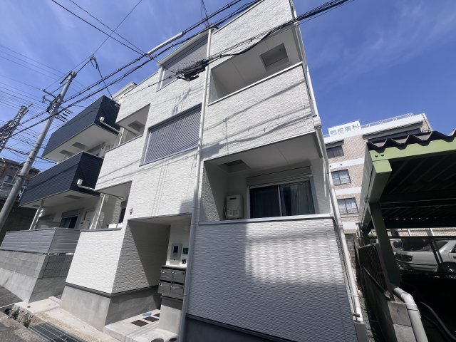 フィオーレ東町の外観