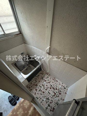 大東市北条6丁目16-17テラスハウスの浴室