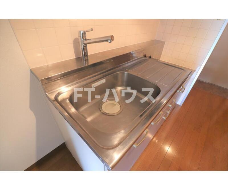 ヴィラ・ロクローのキッチン