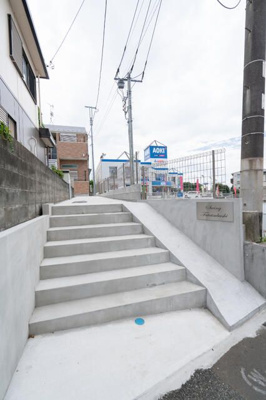 【エントランス】 | スイング二ツ橋(スイングフタツバシ)