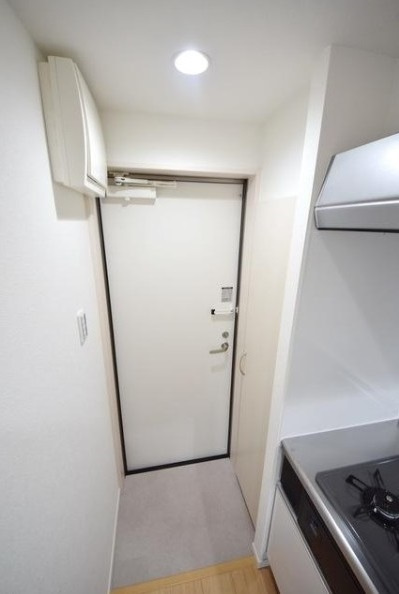 松戸市馬橋のアパートの玄関