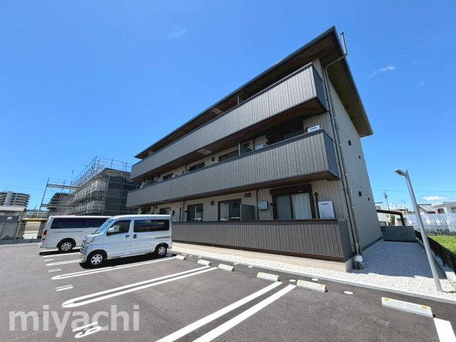 フィオーレガーデン北田宮　A