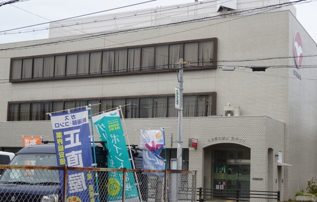 ロイヤルハイム里中の周辺
