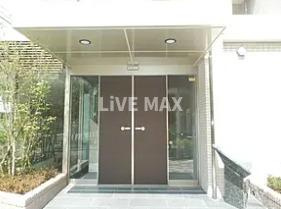 【エントランス】デュエット北千住マキア