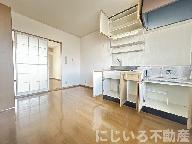 セジュール阿南の居間・リビング