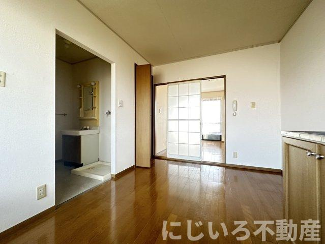 セジュール阿南の居間・リビング