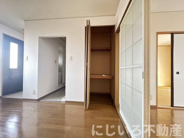 セジュール阿南の居間・リビング