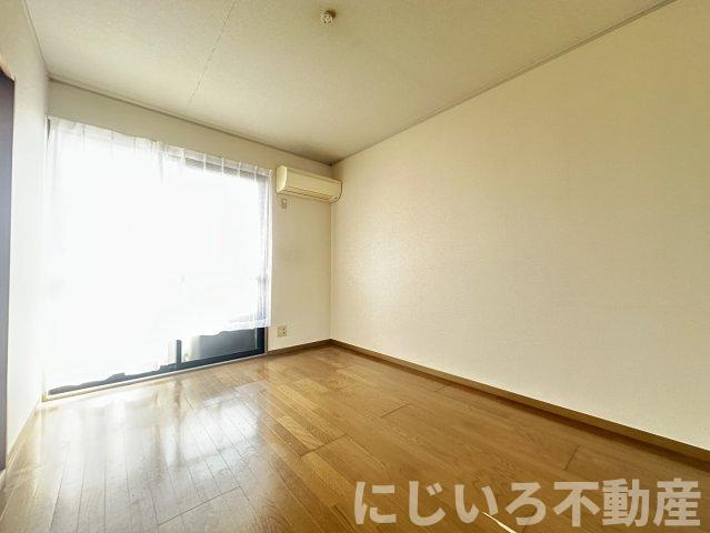 セジュール阿南の居間・リビング