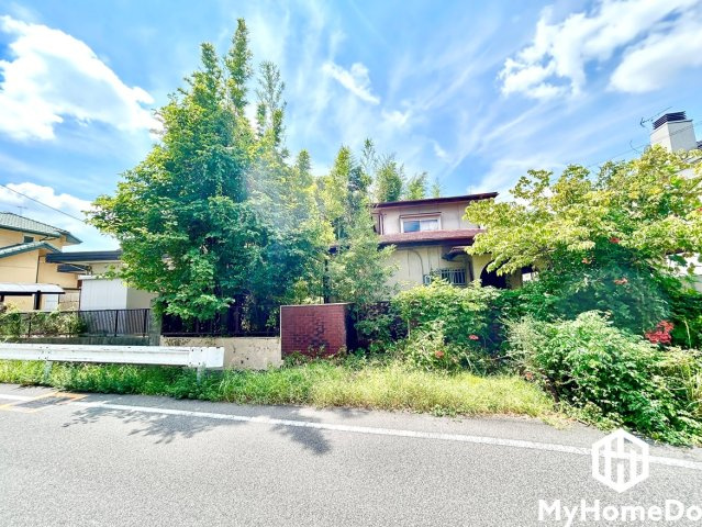 守山区深沢２丁目の前面道路含む現地写真