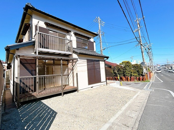 高浜市稗田町　中古住宅の外観