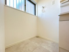 高浜市稗田町　中古住宅