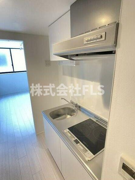 新宿区西落合１丁目の賃貸マンションのキッチン