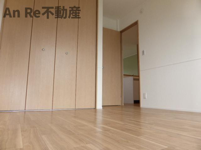 グリーンパークⅢの洋室