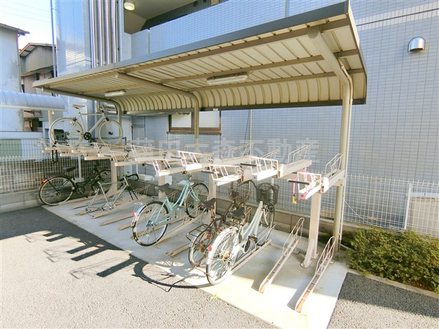 GLANZグランツのその他共用部分|屋根付き駐輪場