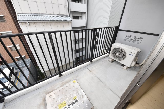 ソシオ心斎橋のバルコニー