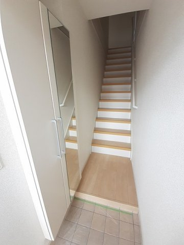 ルセンティエの玄関