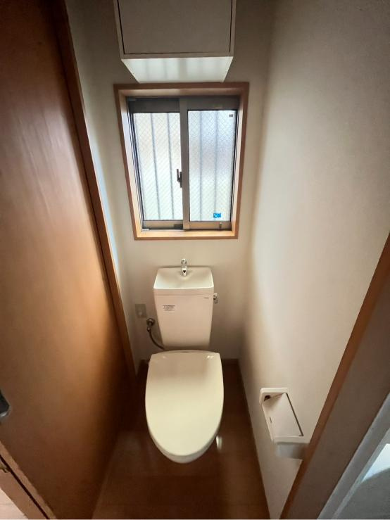 調布市調布ケ丘１丁目の一戸建てのトイレ