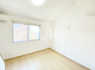 【居間・リビング】 | カーサ古淵 | 洋室のお部屋です。