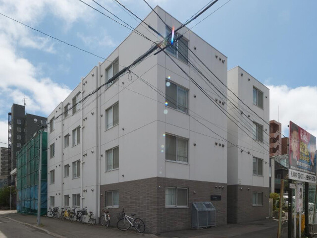 ＣＯＭＳＡ月寒中央