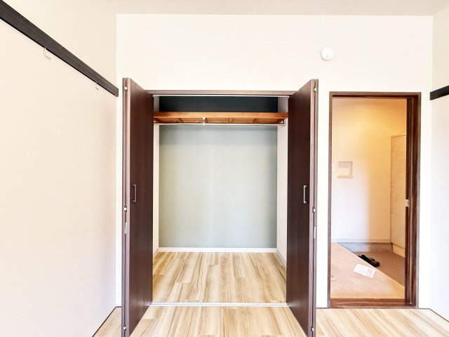 ハイツ北小松　１の収納
