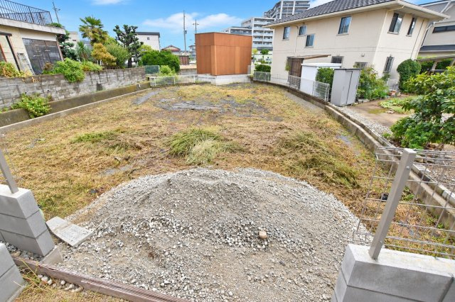 ハッピータウン伊丹昆陽東3丁目建築条件付き売土地の外観|平屋住宅の建物プラン例もご用意しています◎
建物仕様など、詳細はお気軽にお問い合わせください。
