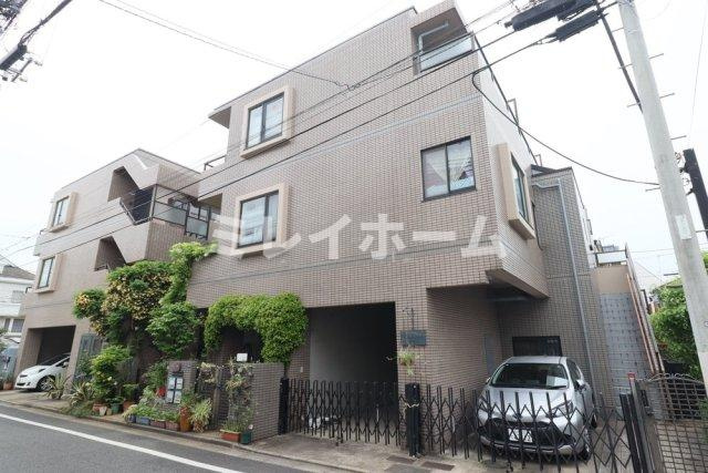ルパデュソワールの外観