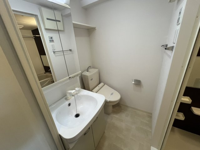 KTG RESIDENCE 芦屋西の独立洗面台