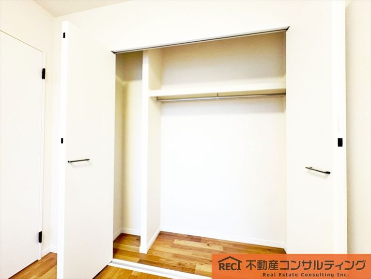 モンセーヌ住吉川公園1番館の収納
