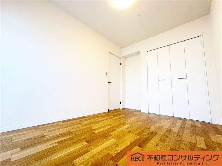 モンセーヌ住吉川公園1番館の洋室
