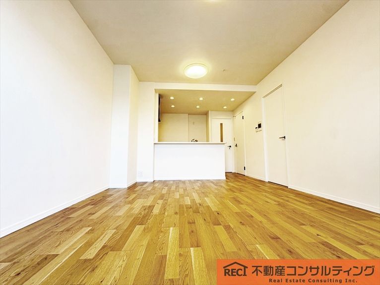 モンセーヌ住吉川公園1番館の居間・リビング