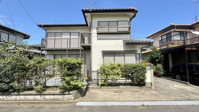 【外観】 | 印旛郡栄町安食台　日当たりの良い南庭　5LDK