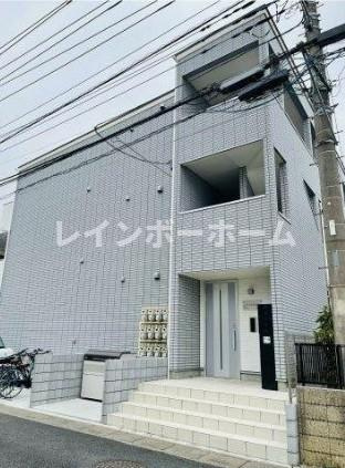 キャメル大宮西5の外観