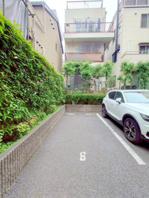 【駐車場】 | SUPURUSE板橋 | 駐車スペースもあります