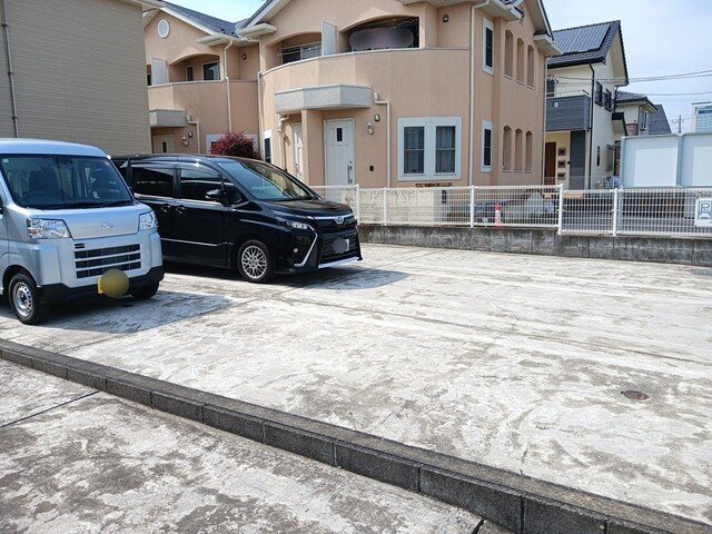 Ｖｉｌｌａ　Ｄｉｎｏの駐車場|駐車場があります