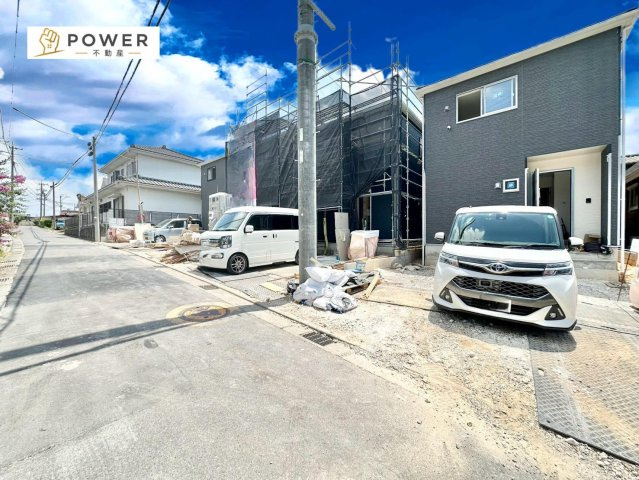 クレイドルガーデン　東海市加木屋町第37 の前面道路含む現地写真|十分な幅が確保されており、車の出し入れもスムーズ。お子様の送り迎えなど、日常の動作も快適に行えます。									
									