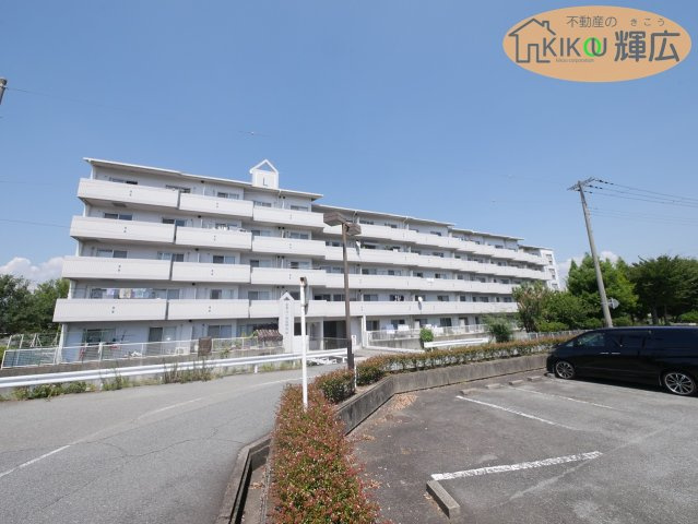 ラブリー姫路手柄山　4階の外観