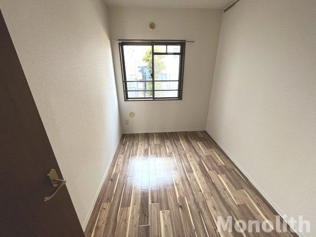 パティオ岸和田の洋室
