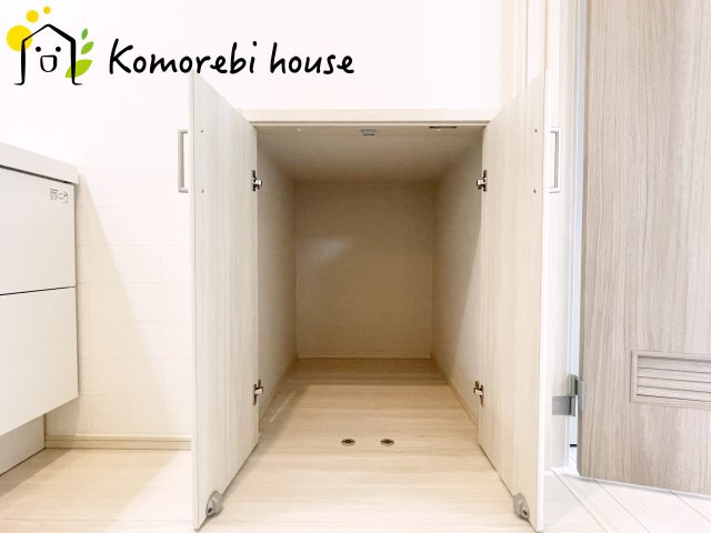 さいたま市西区西遊馬　新築一戸建て　ルミナスコート　01の収納|便利な収納スペースです