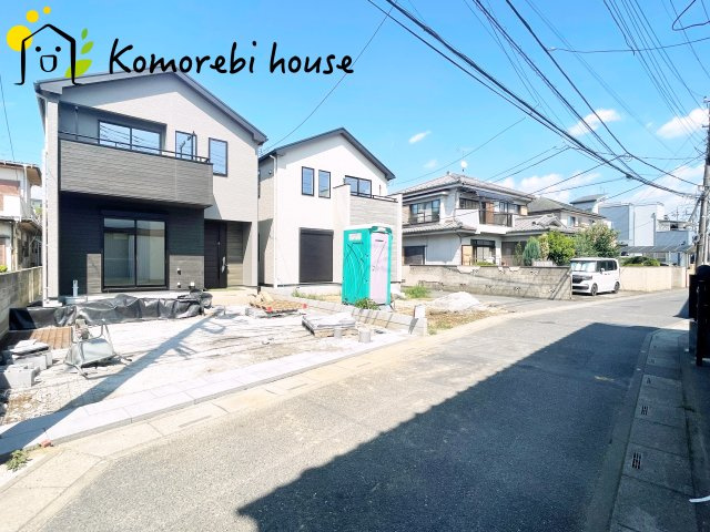 さいたま市西区西遊馬　新築一戸建て　ルミナスコート　01の前面道路含む現地写真|前面道路含む現地写真です