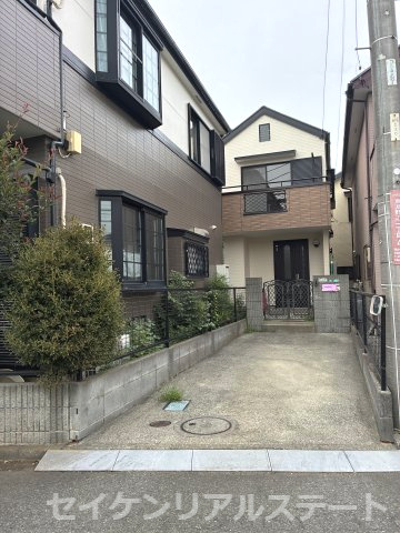 東淵野辺１丁目　中古戸建の駐車場