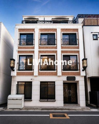 新宿区南元町の賃貸マンション