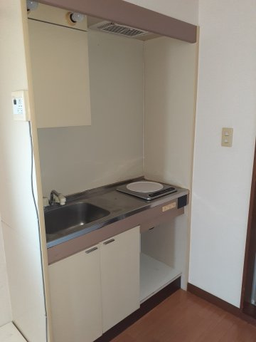 Mプラザ6神明のキッチン|コンパクトなキッチンで掃除もラクラク