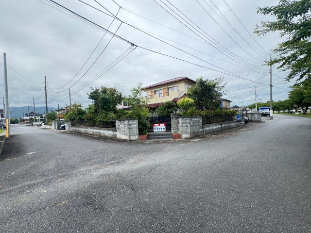 【前面道路含む現地写真】 | 北茨城市磯原町　2階建　６DK　