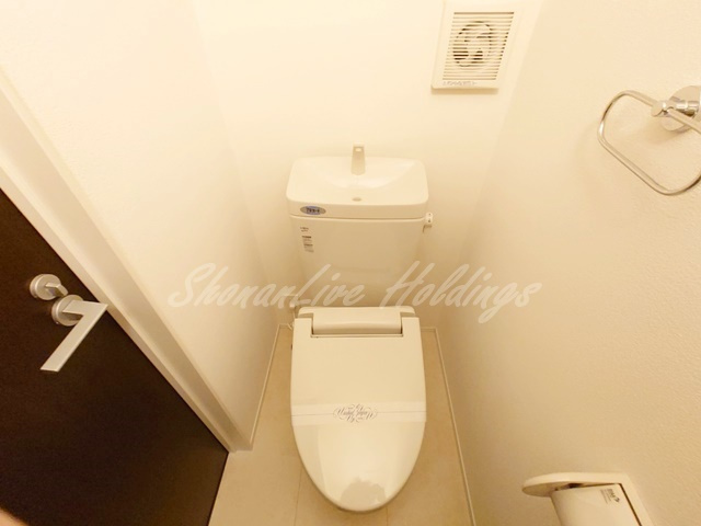 横浜市泉区上飯田町のテラスのトイレ