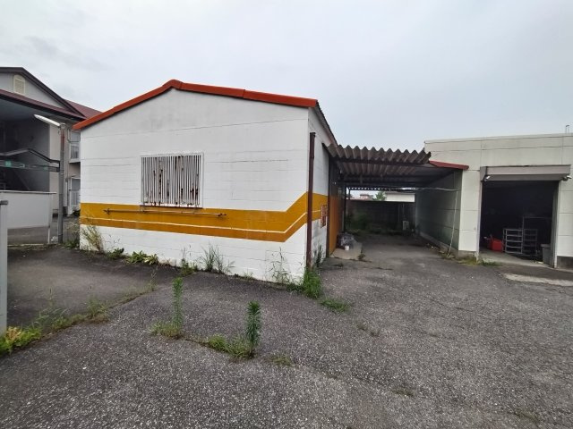 那須塩原市二区町・売倉庫の外観