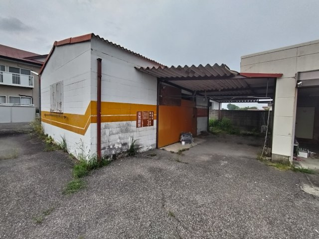 那須塩原市二区町・売倉庫の外観