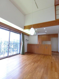 【居間・リビング】 | 深沢４丁目貸家